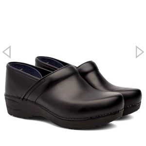 Dansko XP 2.0 Black Pull Up